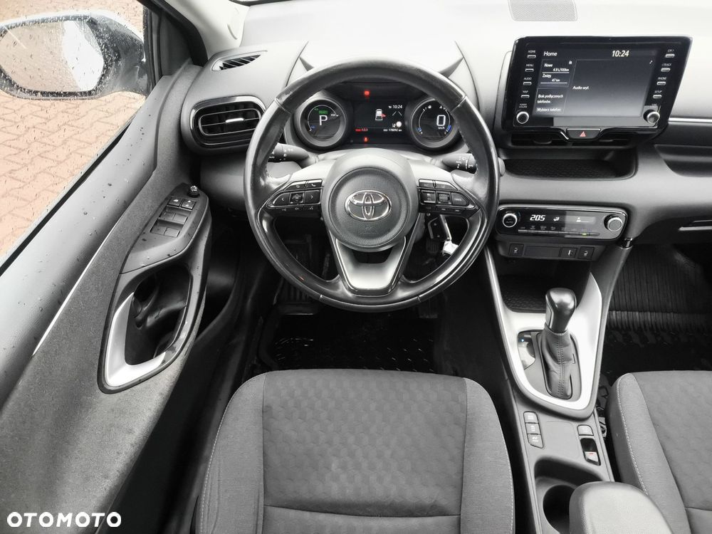 Toyota Yaris - 12