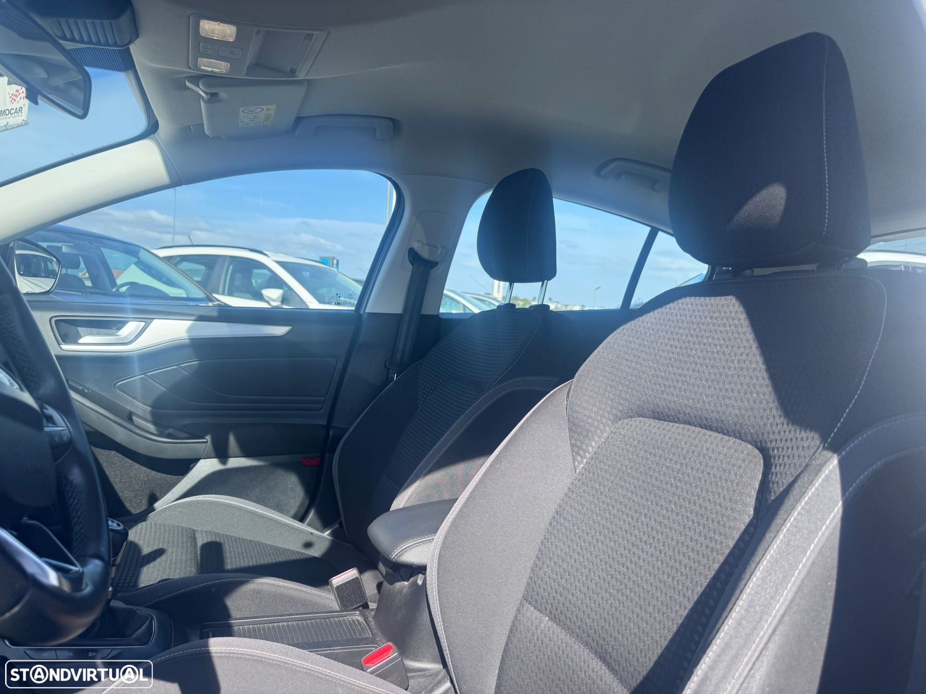 Ford Focus 1.0 EcoBoost S&S COOL&CONNECT - 8