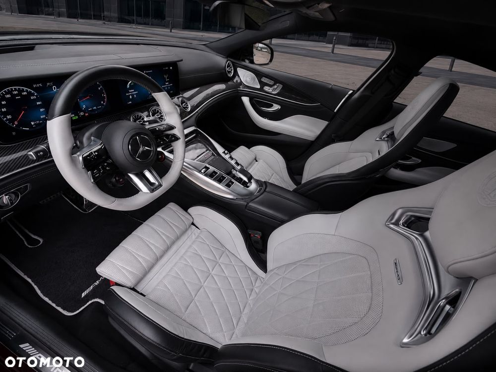 Mercedes-Benz AMG GT 43 4-Matic+ - 29