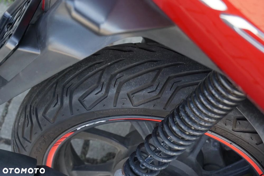 Honda PCX - 7