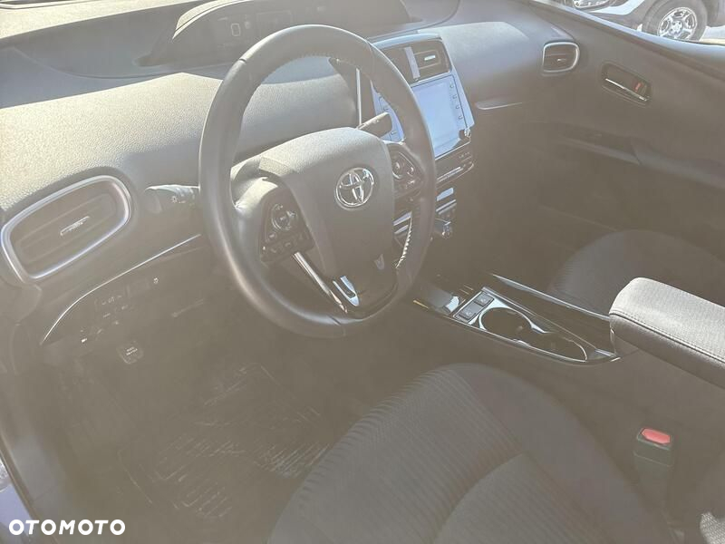 Toyota Prius - 10