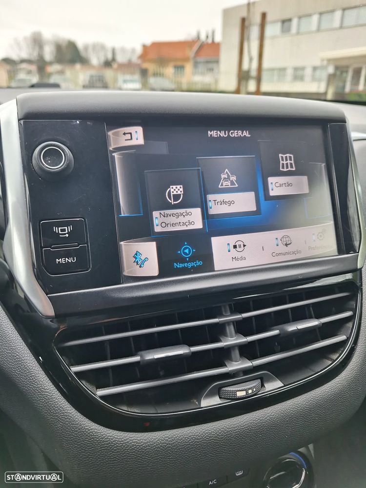 Peugeot 208 e-HDi 68 EGS5 Stop&Start Active - 22