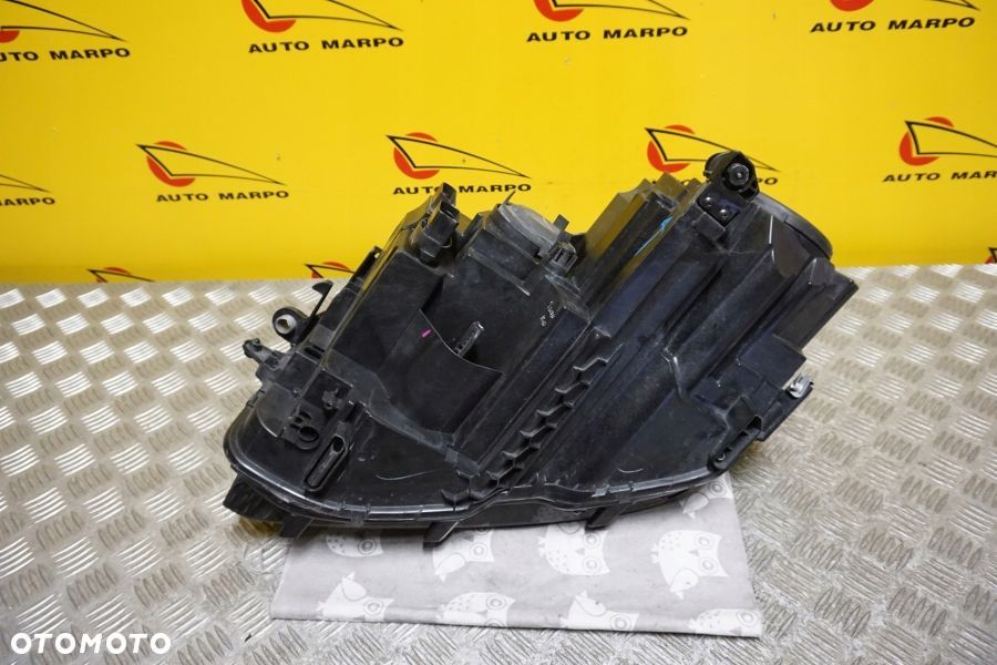 VW TIGUAN 2016 - REFLEKTOR LAMPA ZWYKŁA HALOGENOWA PRAWA USA - 8