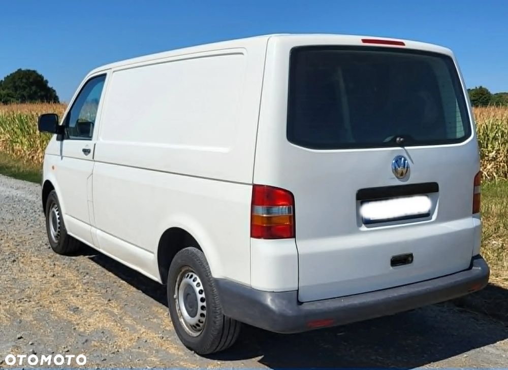 Volkswagen Transporter - 4