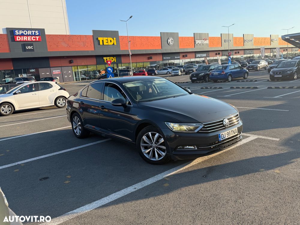 Volkswagen Passat 2.0 TDI DSG Comfortline - 9