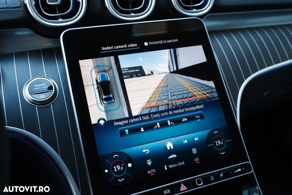 Mercedes-Benz C - 23