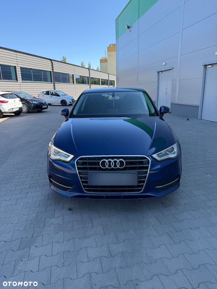 Audi A3 Sportback 2.0 TDI Ambiente - 3