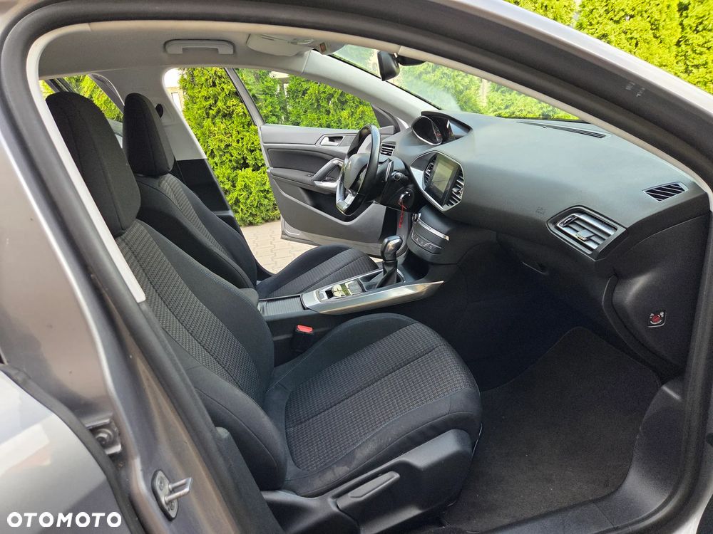 Peugeot 308 BlueHDi FAP 130 EAT6 Stop & Start Active - 8