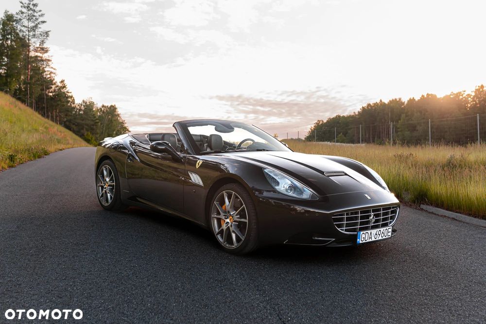 Ferrari California F1 DCT - 2