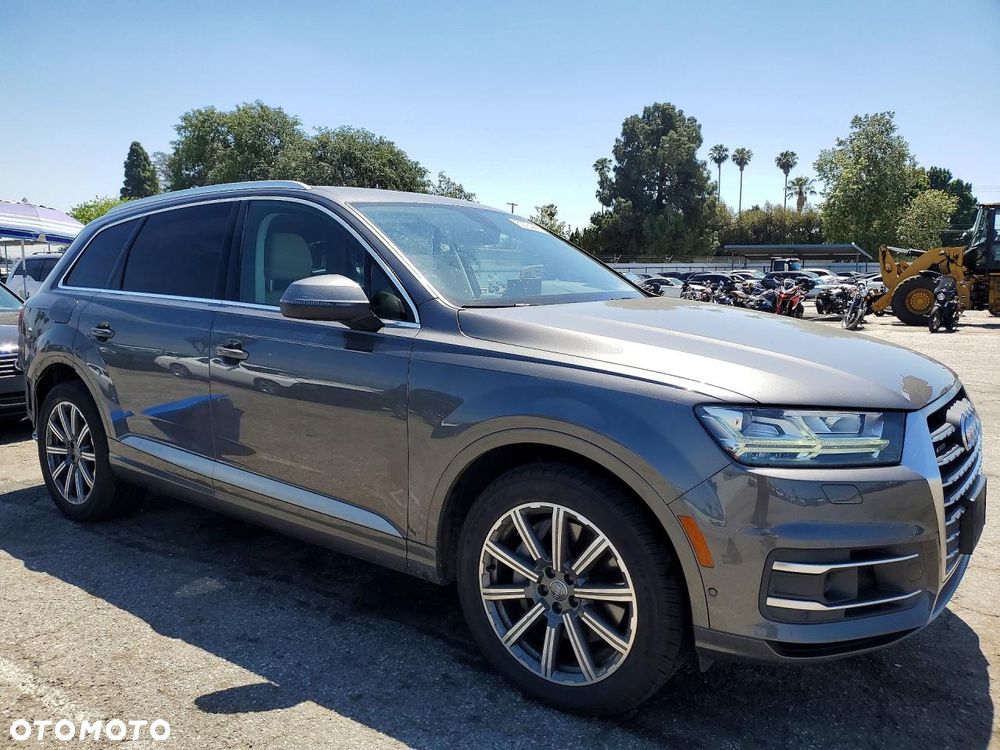 Audi Q7 3.0 TFSI Quattro Tiptronic - 5