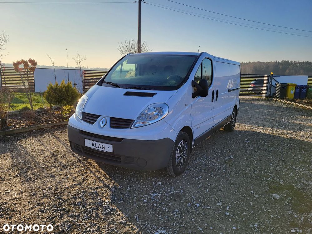 Renault Trafic - 1