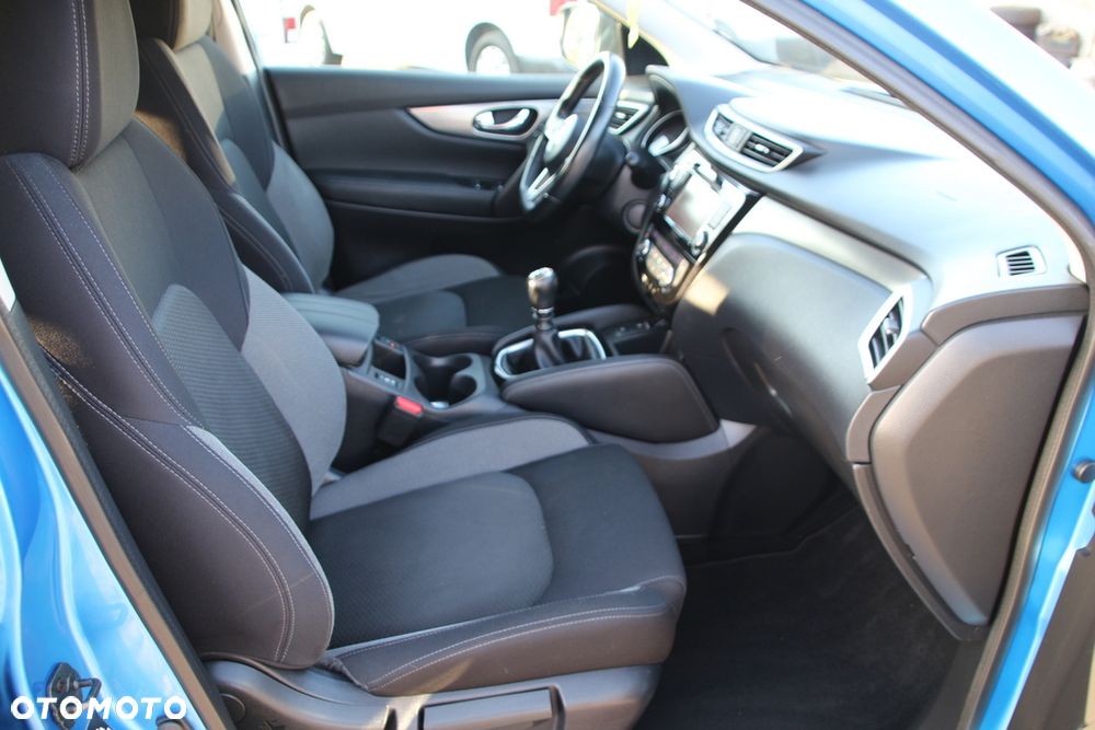 Nissan Qashqai 1.3 DIG-T N-Connecta - 17