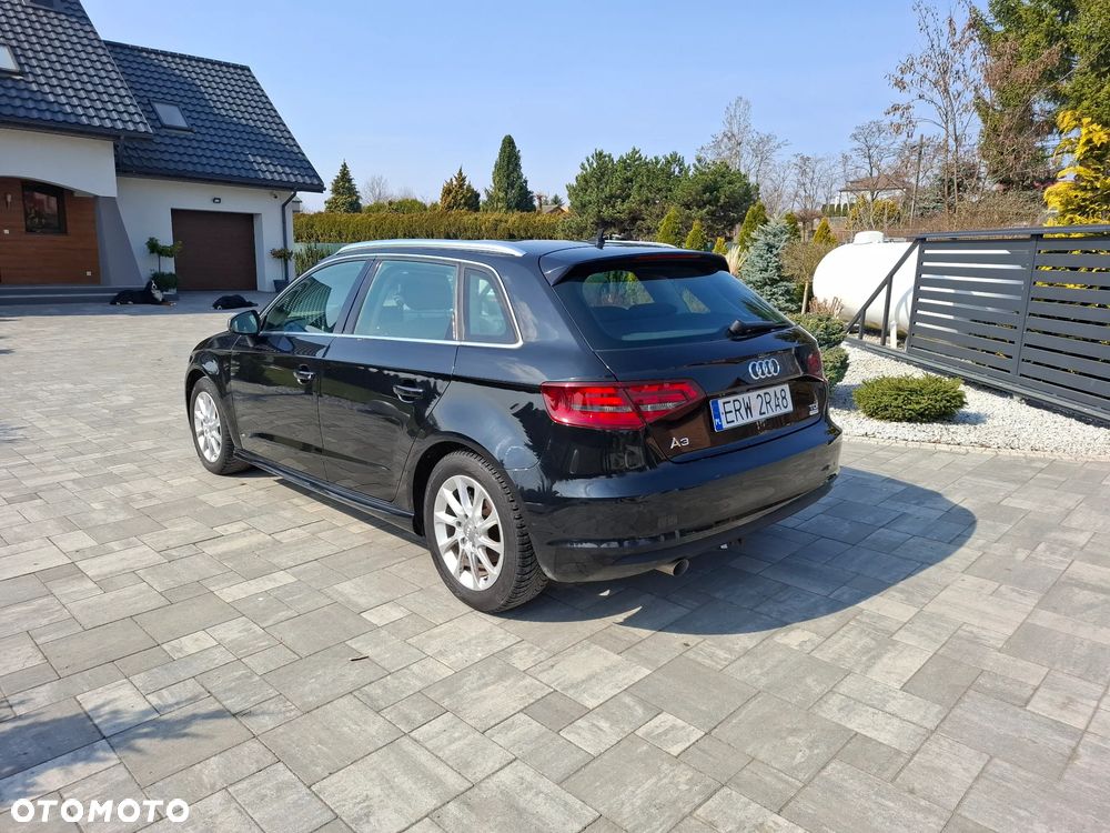 Audi A3 Sportback - 7
