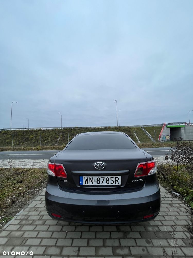 Toyota Avensis 2.0 Premium EU5 MS - 4