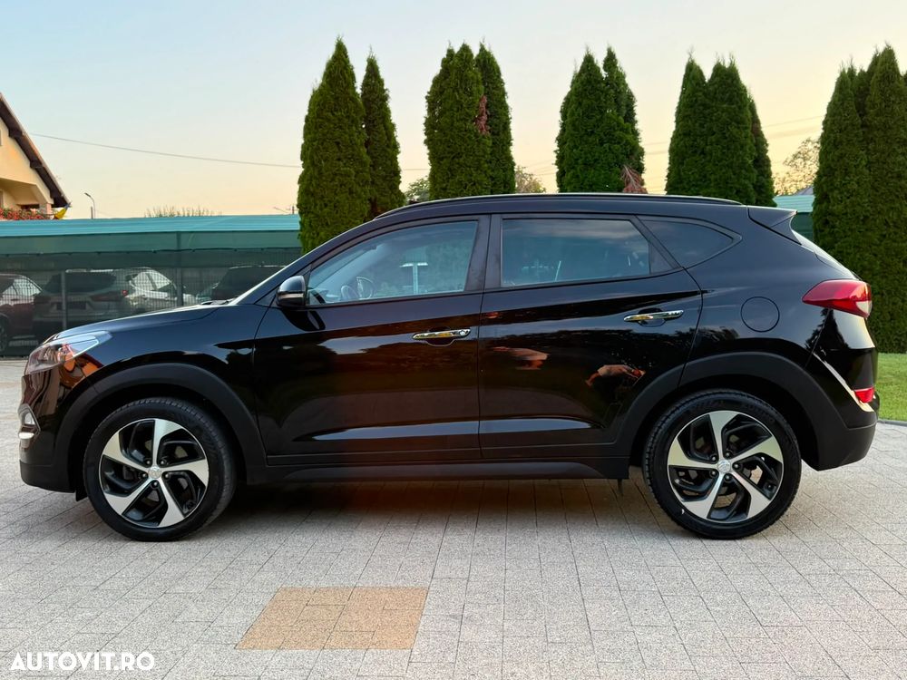 Hyundai Tucson blue 1.7 CRDi 2WD Style - 18