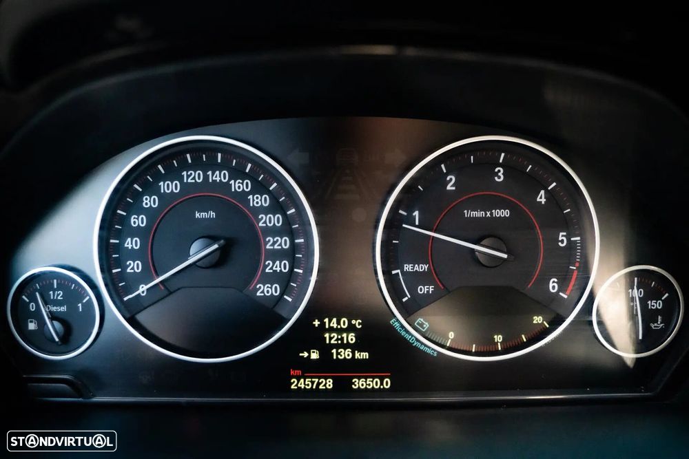 BMW 318 d Blue Performance Sport Line - 27