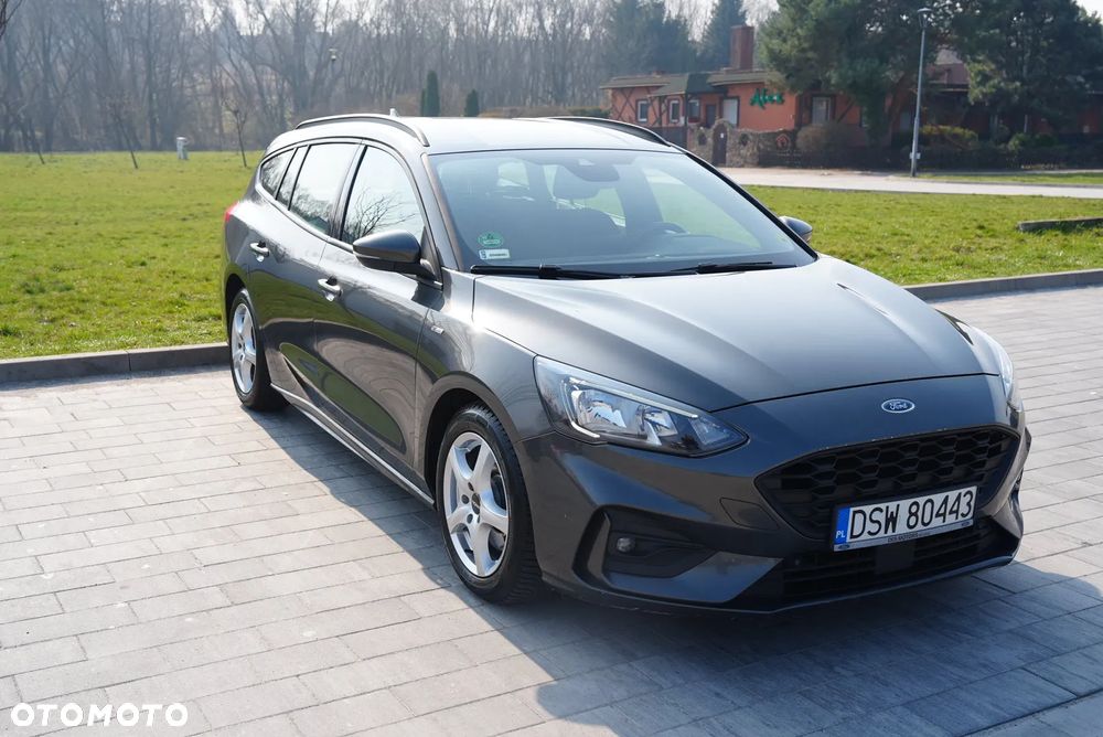 Ford Focus 1.5 EcoBoost ST-Line Business - 1