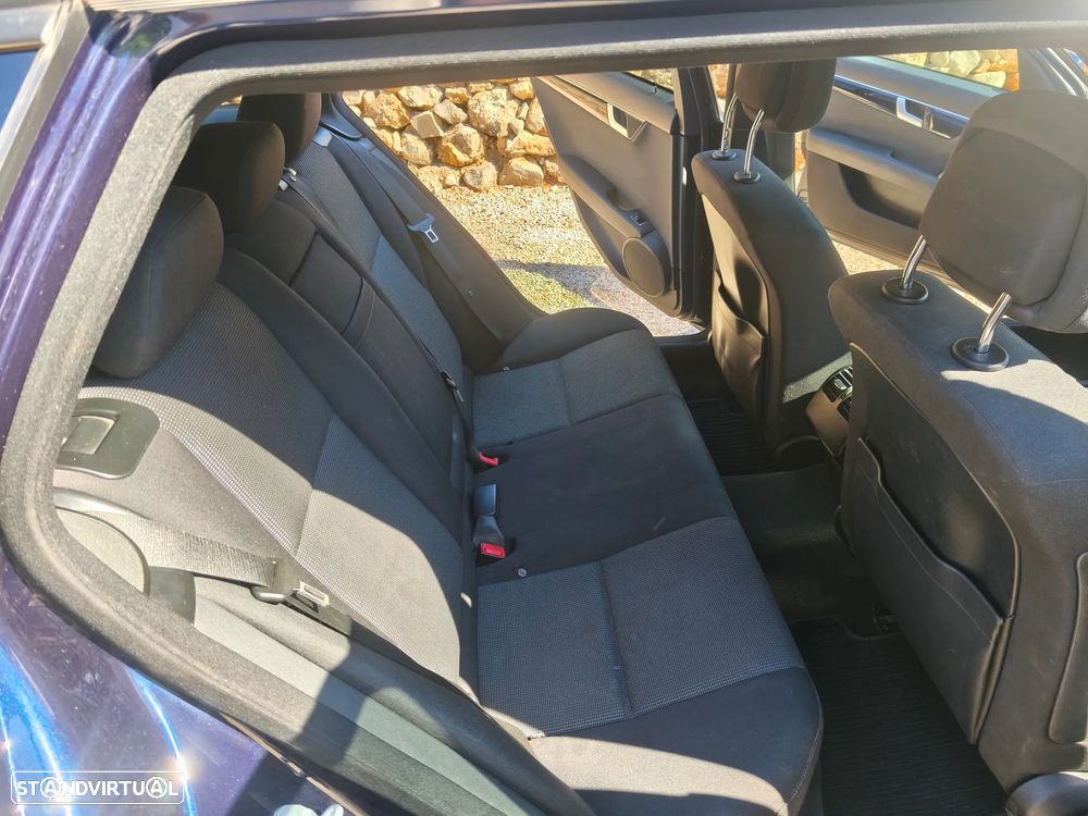 Mercedes-Benz C 220 - 10