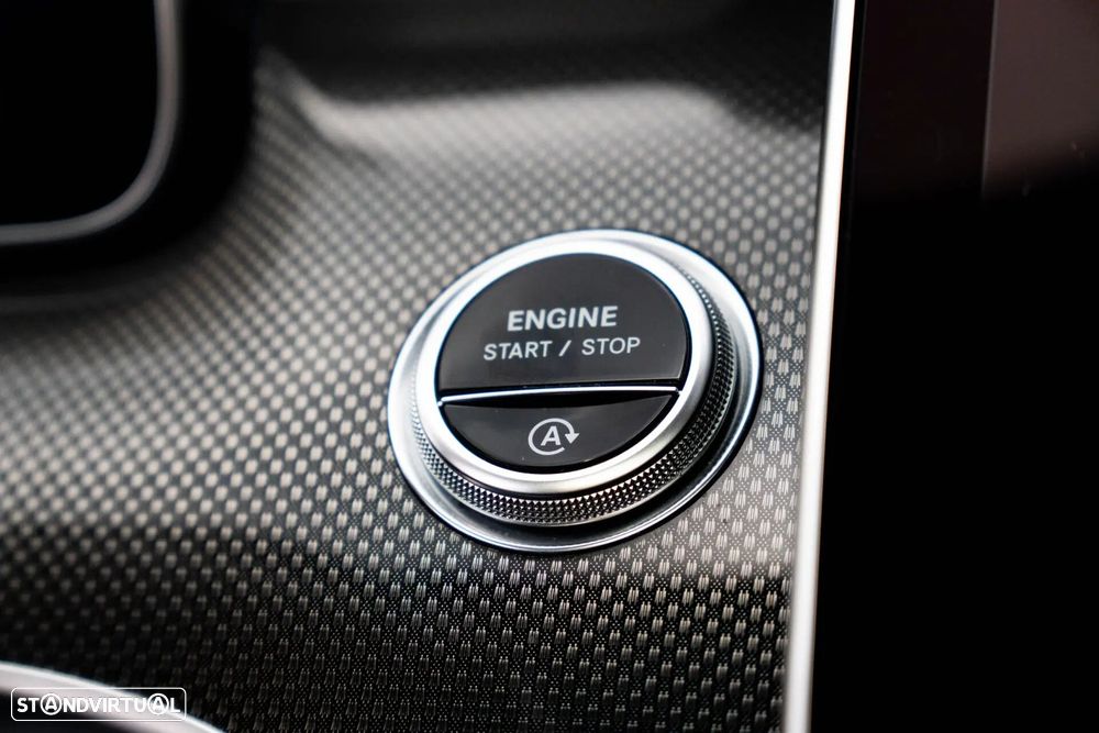 Mercedes-Benz C 300 d AMG Line - 14