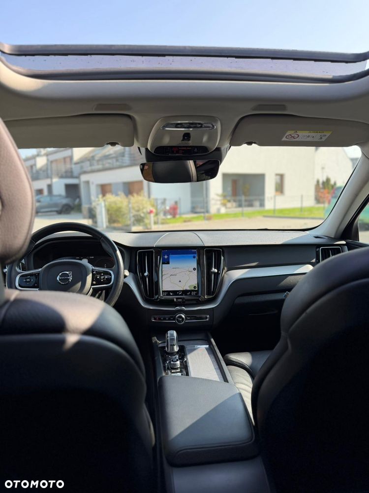 Volvo XC 60 T6 AWD Plug-In Hybrid Inscription Expression - 9
