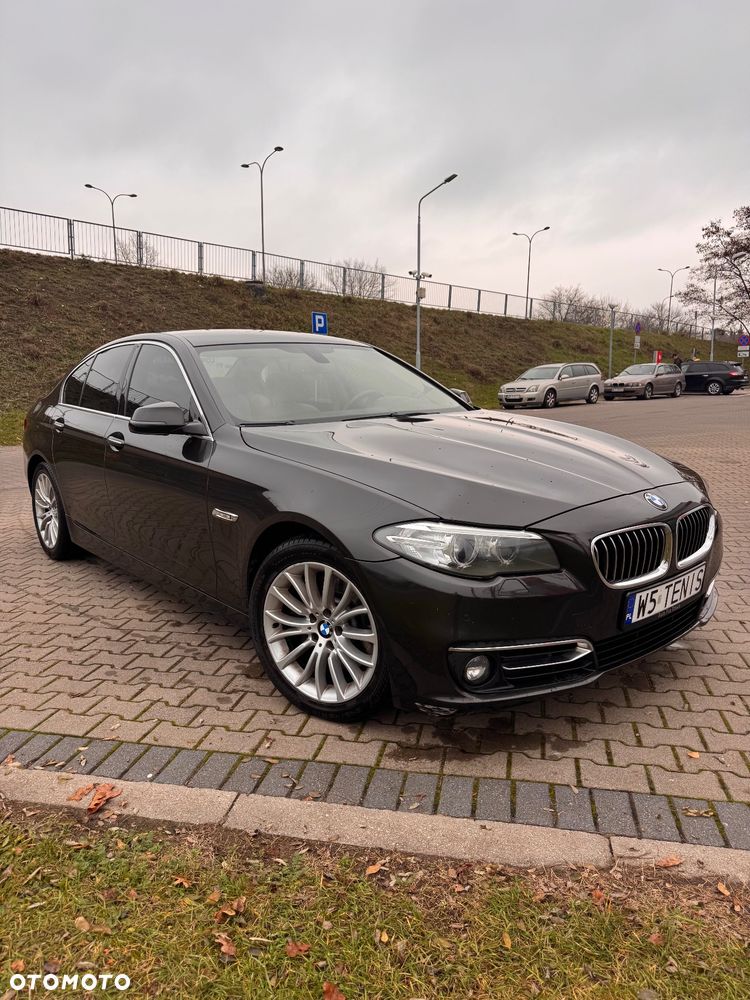 BMW Seria 5 525d xDrive - 1
