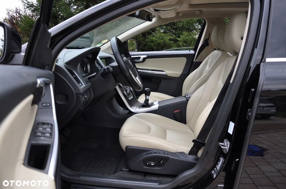 Volvo XC 60 D4 AWD Summum - 20