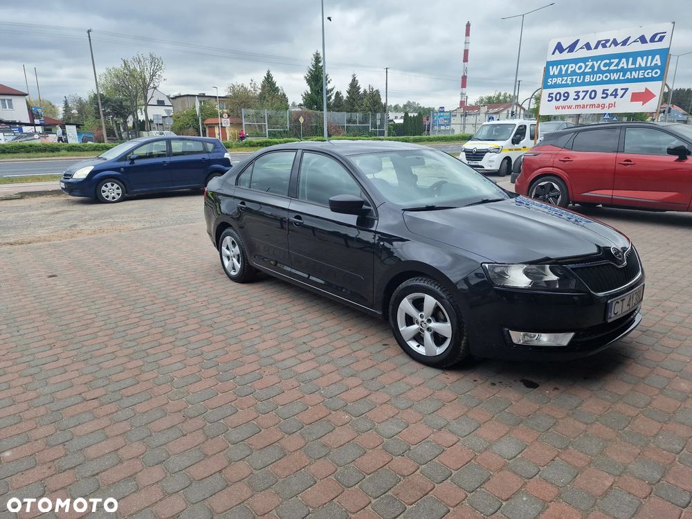 Skoda RAPID 1.2 Ambition Max - 9