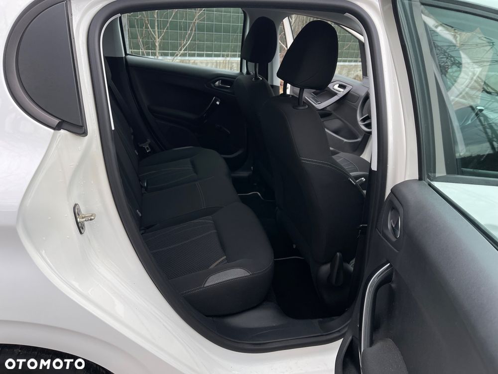 Peugeot 208 PureTech 68 Access - 14