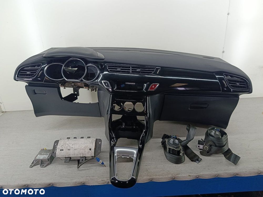 DESKA ROZDZIELCZA,KONSOLA PODUSZKI SENSOR PASY CITROEN DS3 - 1
