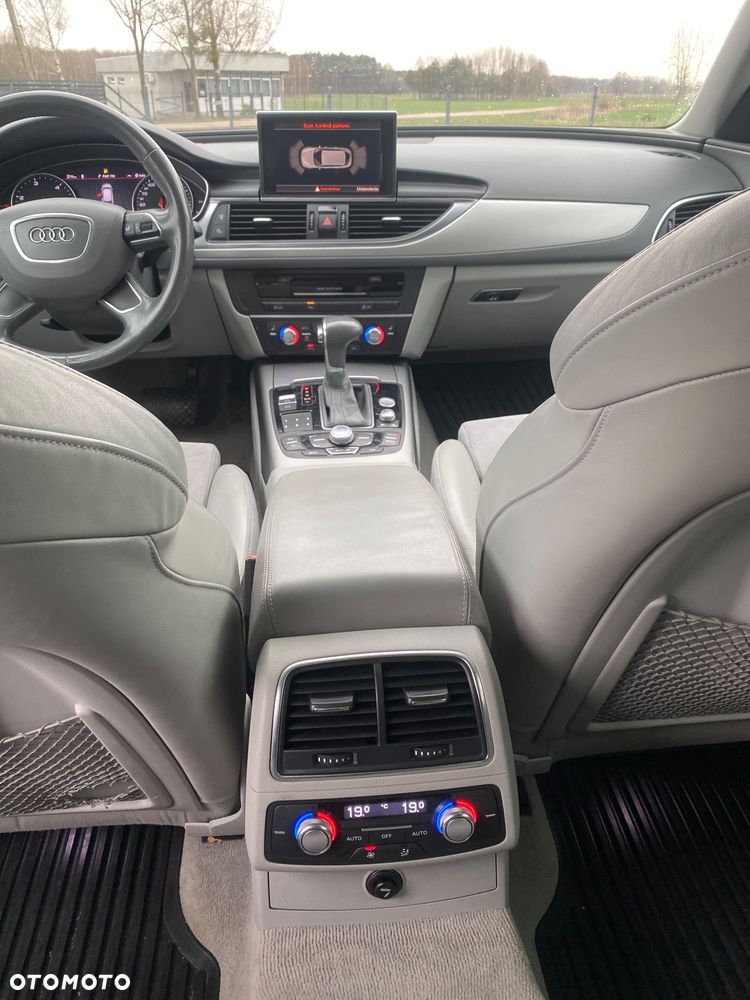 Audi A6 Avant - 11