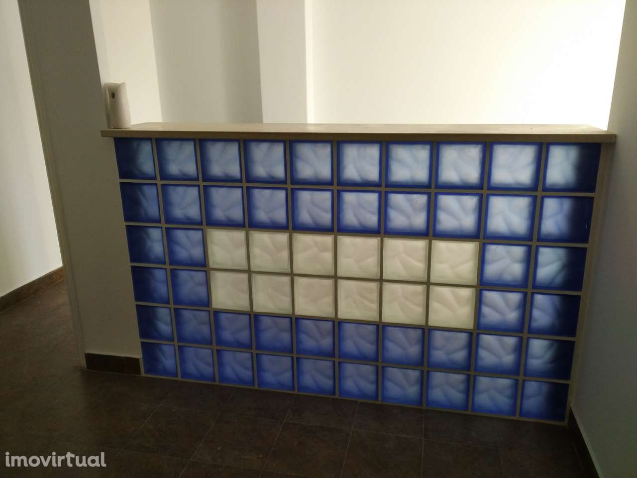 Imóvel Comercial em Agualva para Arrendar - Grande imagem: 2/16