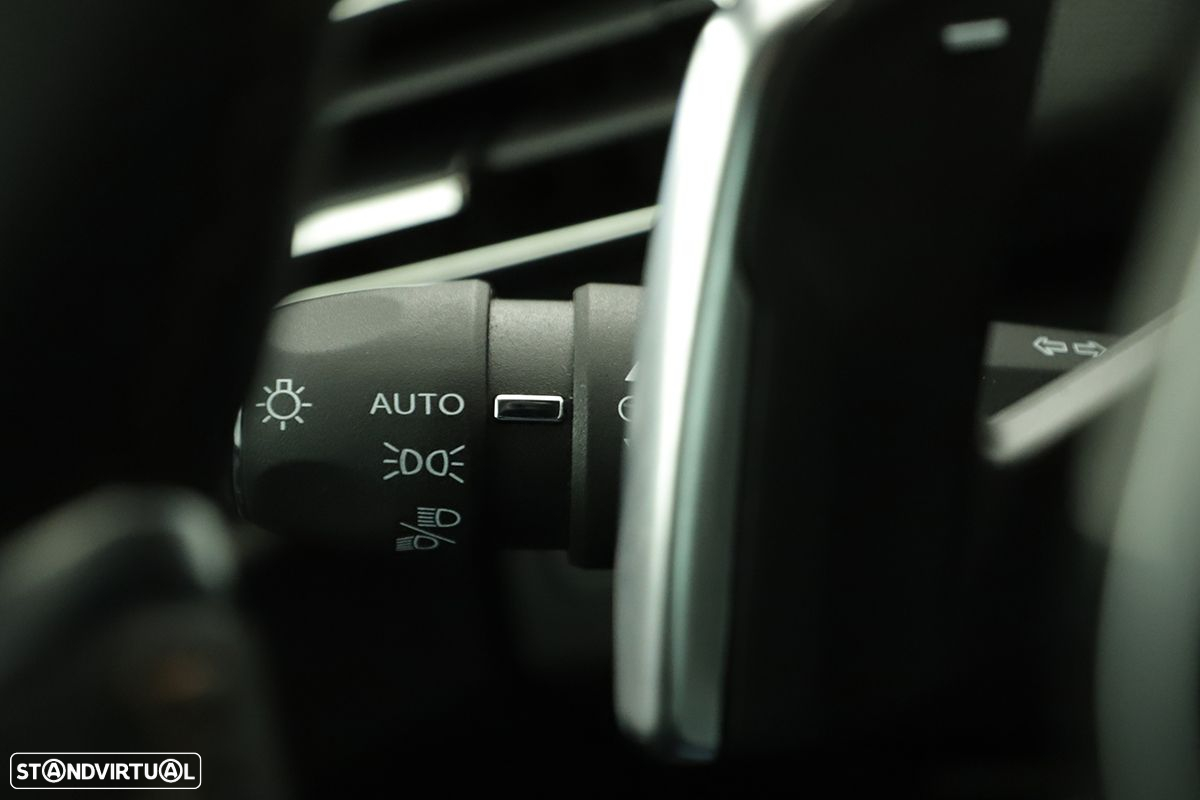 Peugeot 3008 1.2 PureTech GT EAT8 - 17