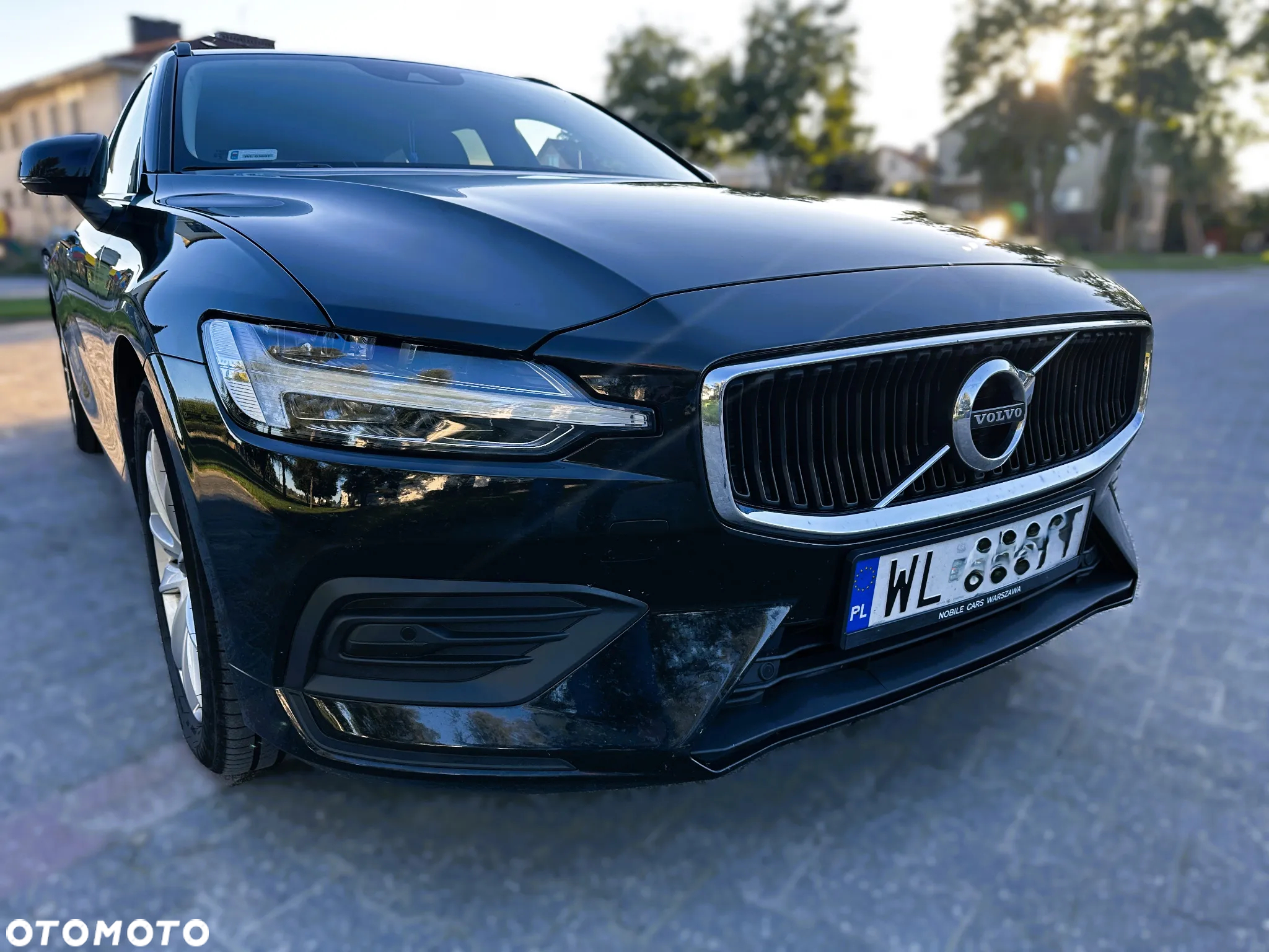 Volvo V60 B3 B Momentum Pro - 2