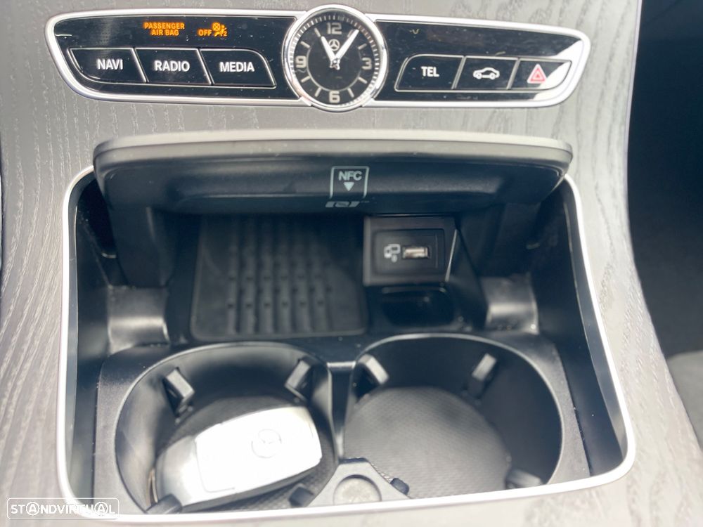 Mercedes-Benz E 300 de 9G-TRONIC AMG Line - 28
