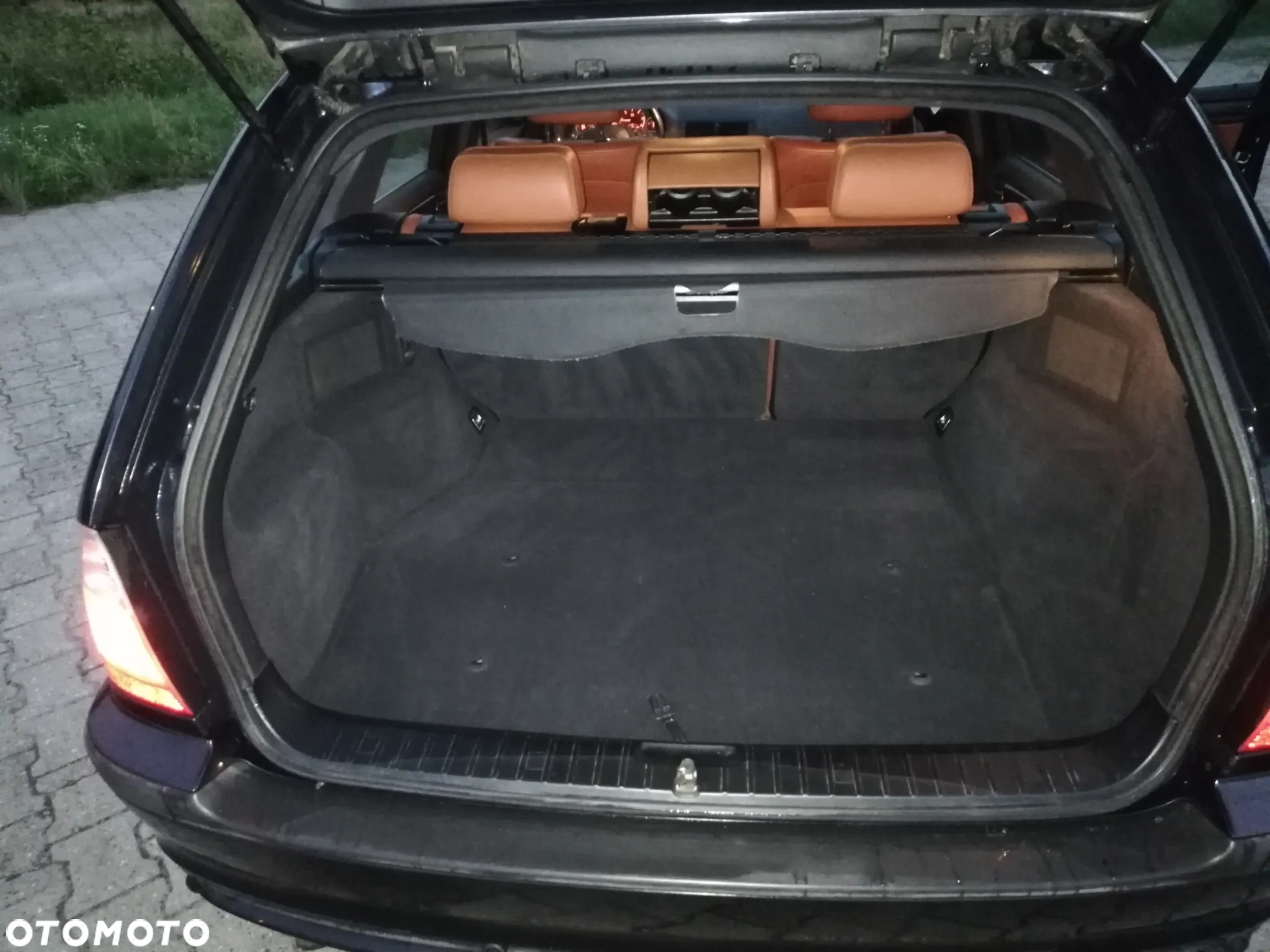 BMW Seria 3 320d Touring Edition Sport - 13