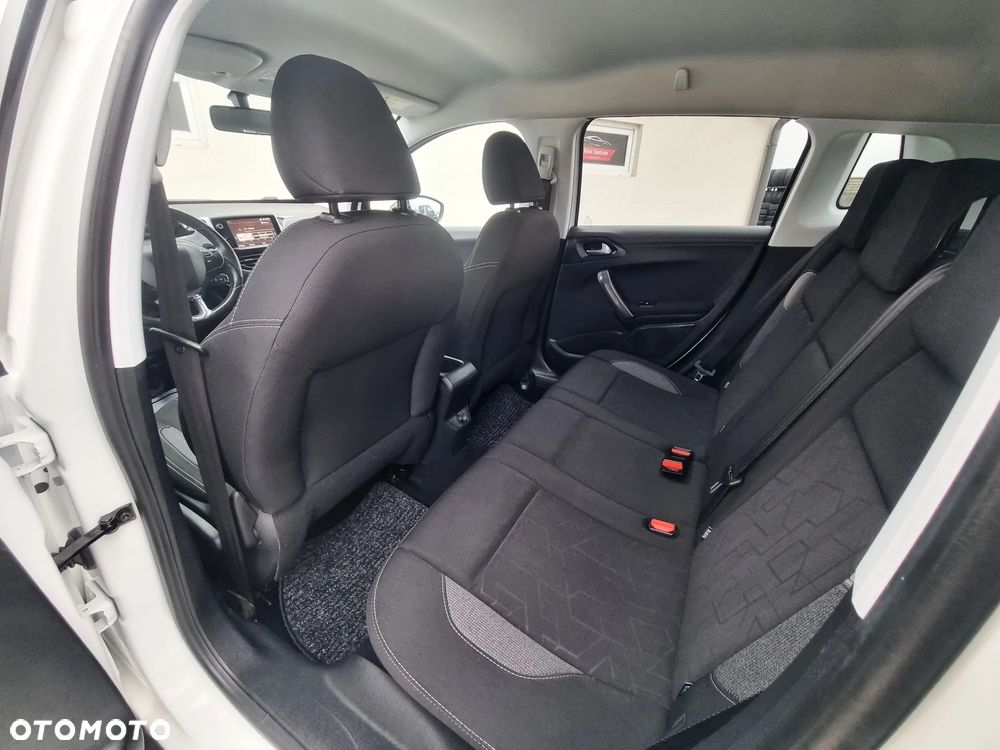 Peugeot 2008 1.2 Pure Tech Style S&S - 15