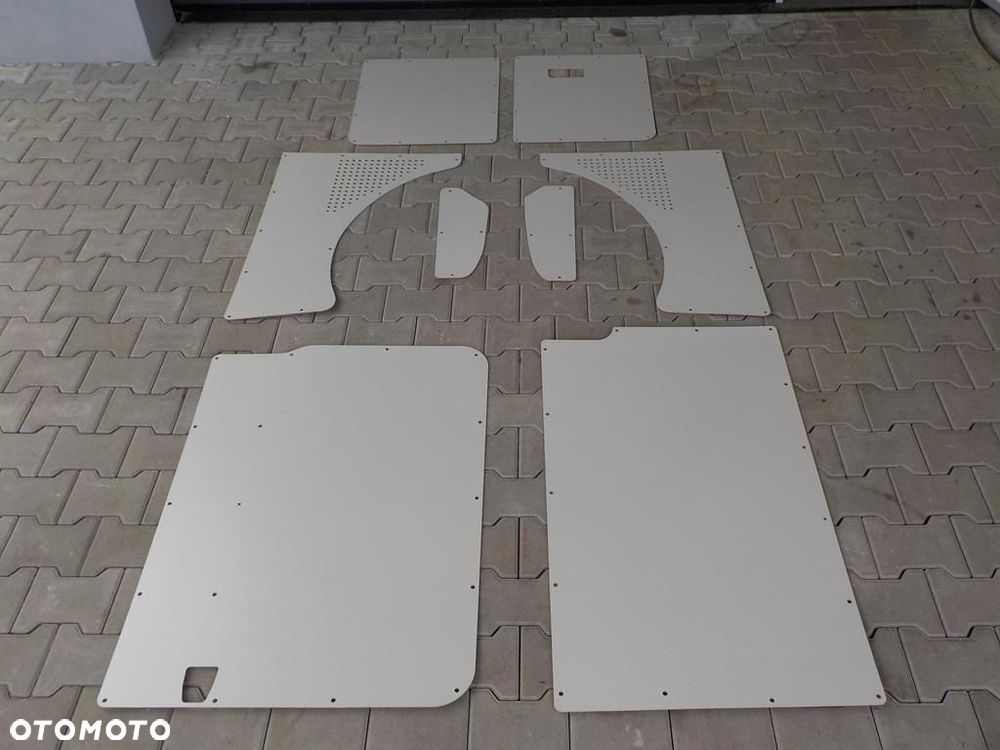 VW T5 TAPICERKA TAPICERKI BOCZKI TYŁ KRÓTKI NOWE - 1