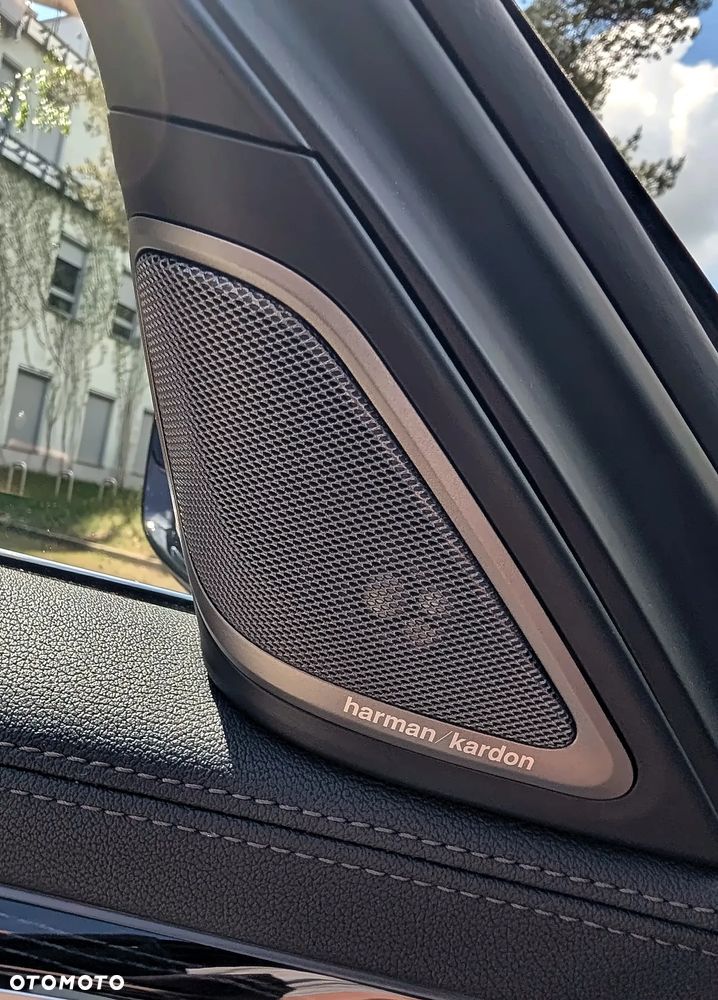 BMW Seria 7 740i - 17