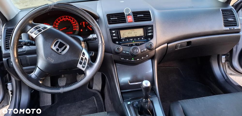 Honda Accord 2.2i-CTDi Executive - 9