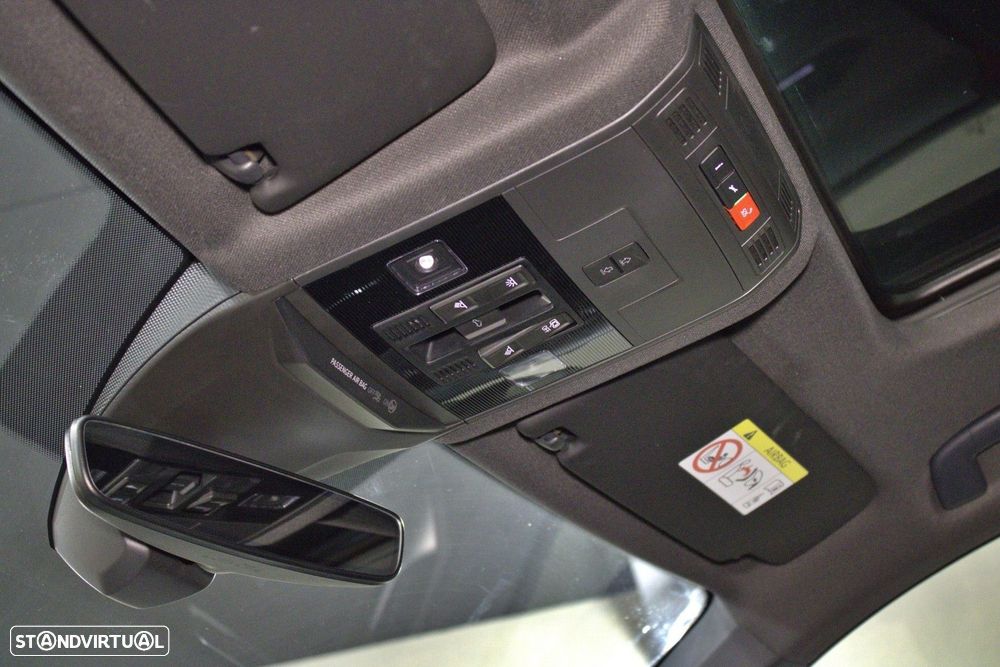 VW T-Roc 2.0 TDI R-Line DSG - 54