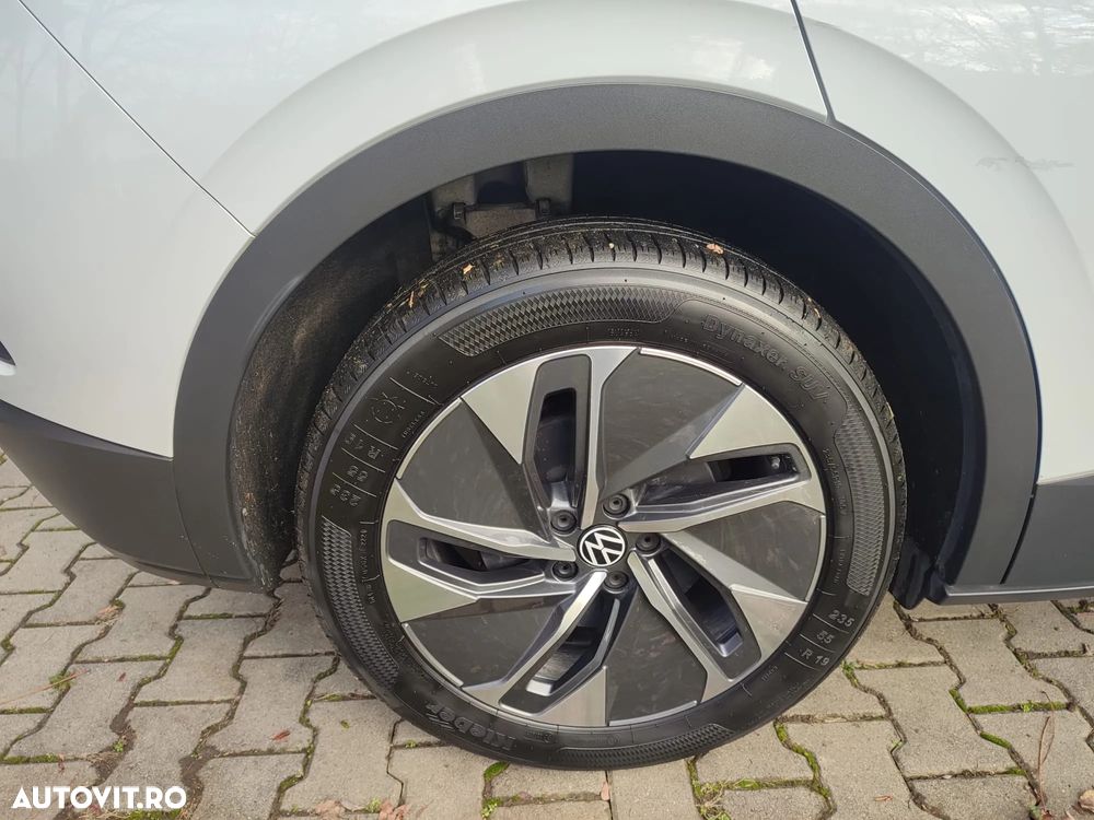Volkswagen ID.4 - 23