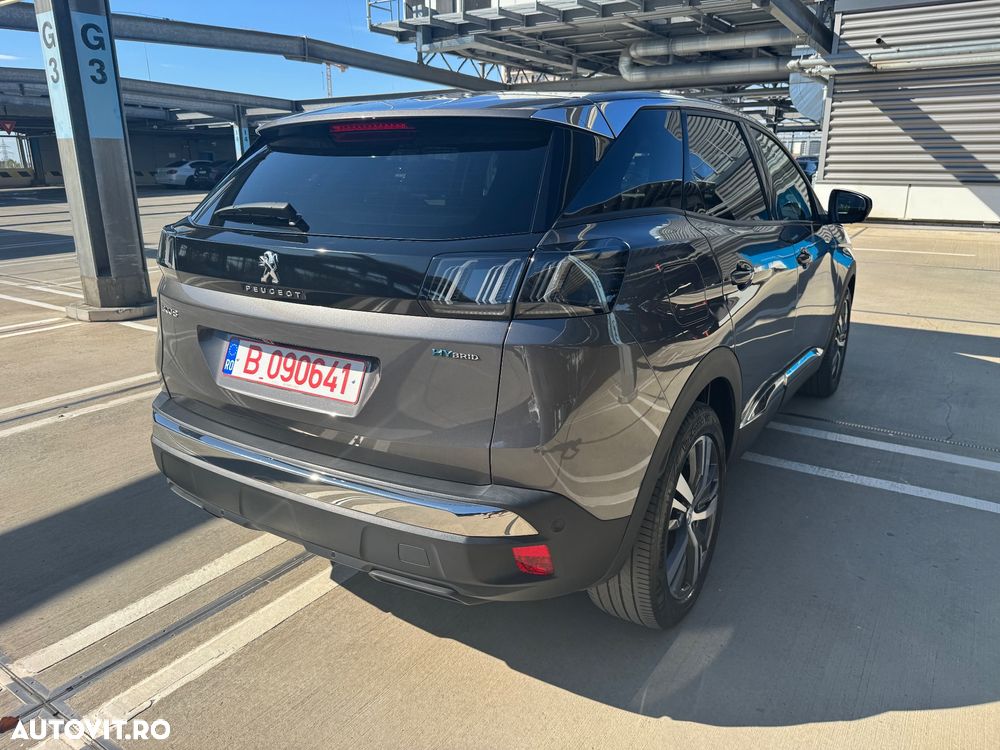 Peugeot 3008 Plug-In Hybrid 225 e-EAT8 Allure Pack - 4