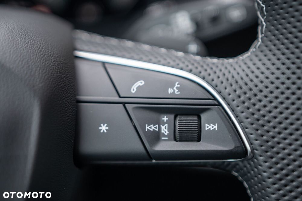 Audi Q7 TFSI e PHEV 360 kW Quattro S Line Tiptr - 27