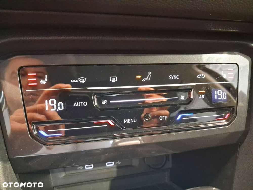 Volkswagen Tiguan Allspace - 16