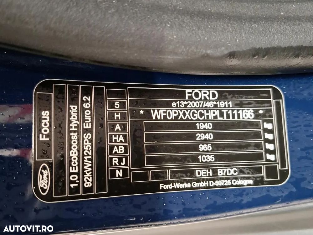 Ford Focus 1.0 EcoBoost MHEV Connected - 10