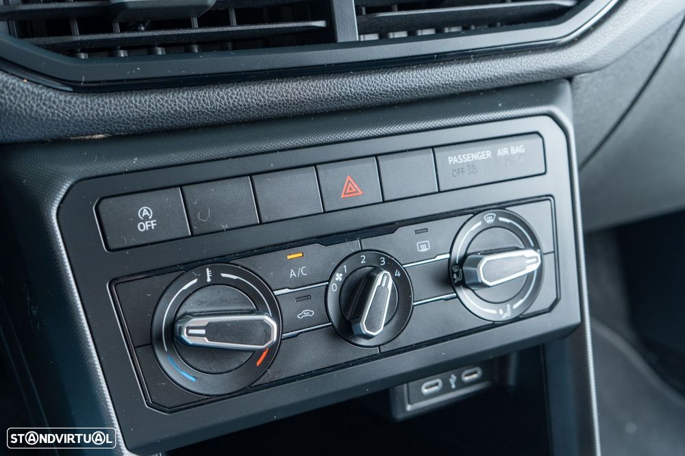 VW T-Cross 1.0 TSI Urban - 22