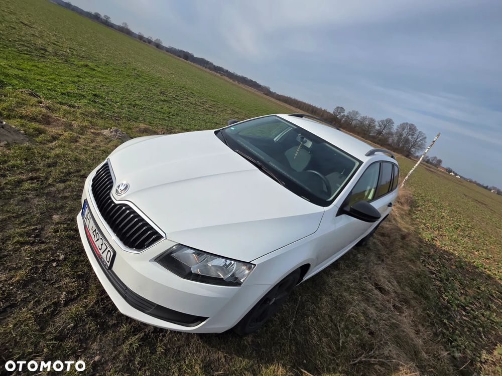 Skoda Octavia 1.6 TDI Ambition - 10