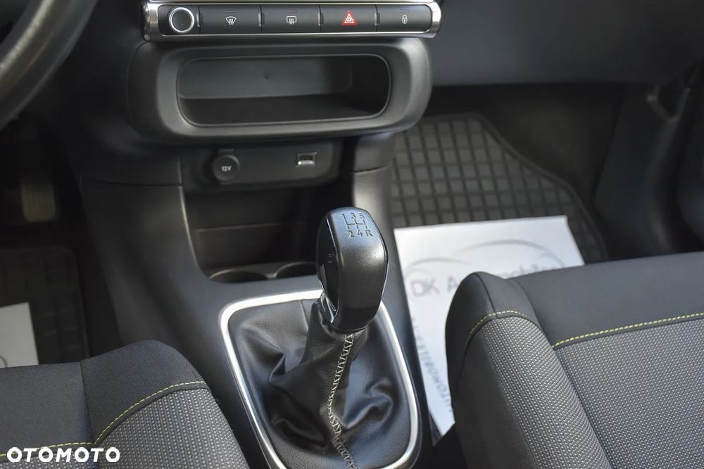 Citroën C3 1.2 PureTech Shine - 31