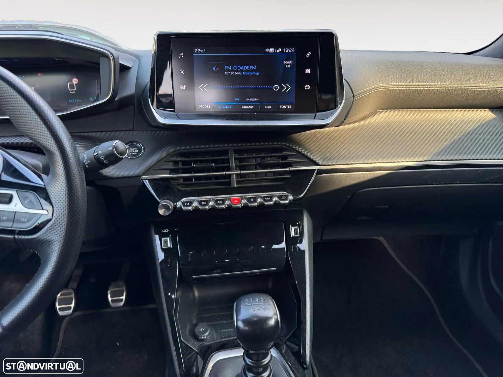 Peugeot 2008 1.2 PureTech GT - 12