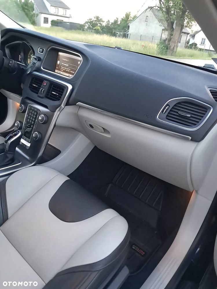 Volvo V40 Cross Country D4 Geartronic Summum - 5